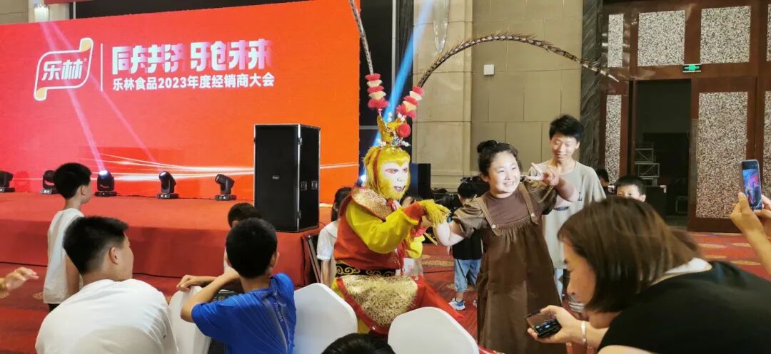 d908de623f4bb8fd4c34f7946136417f.jpg 樂林丨讓每個(gè)人,樂享品質(zhì)涮烤生活